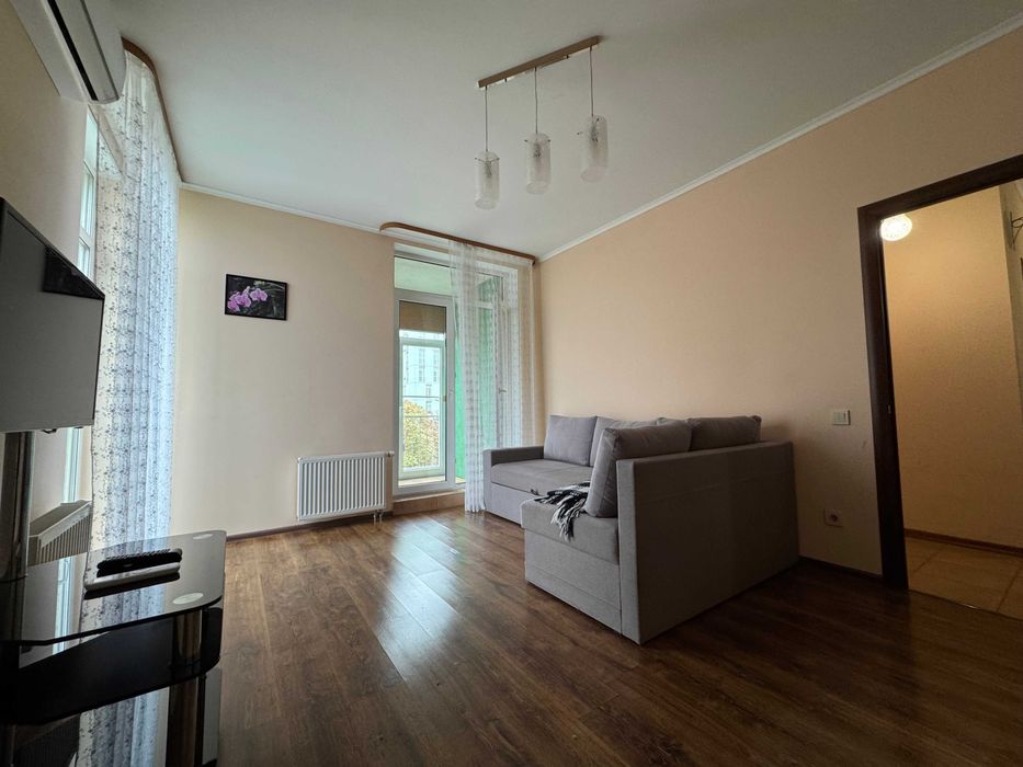 Продаж 1 кімнатної  кварт Комфорт Таун, Регенераторна,4 корп 1 Дарниця