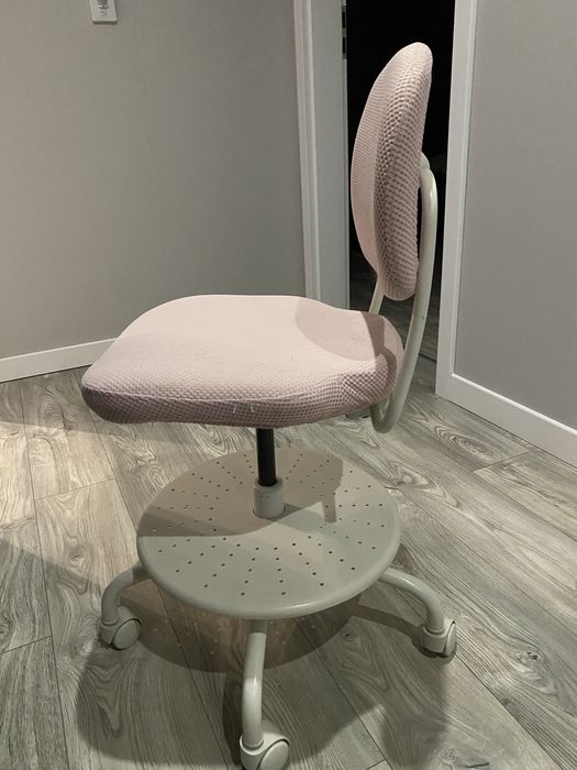 Krzesło obrotowe IKEA Vimund do biurka szkolne na kółkach