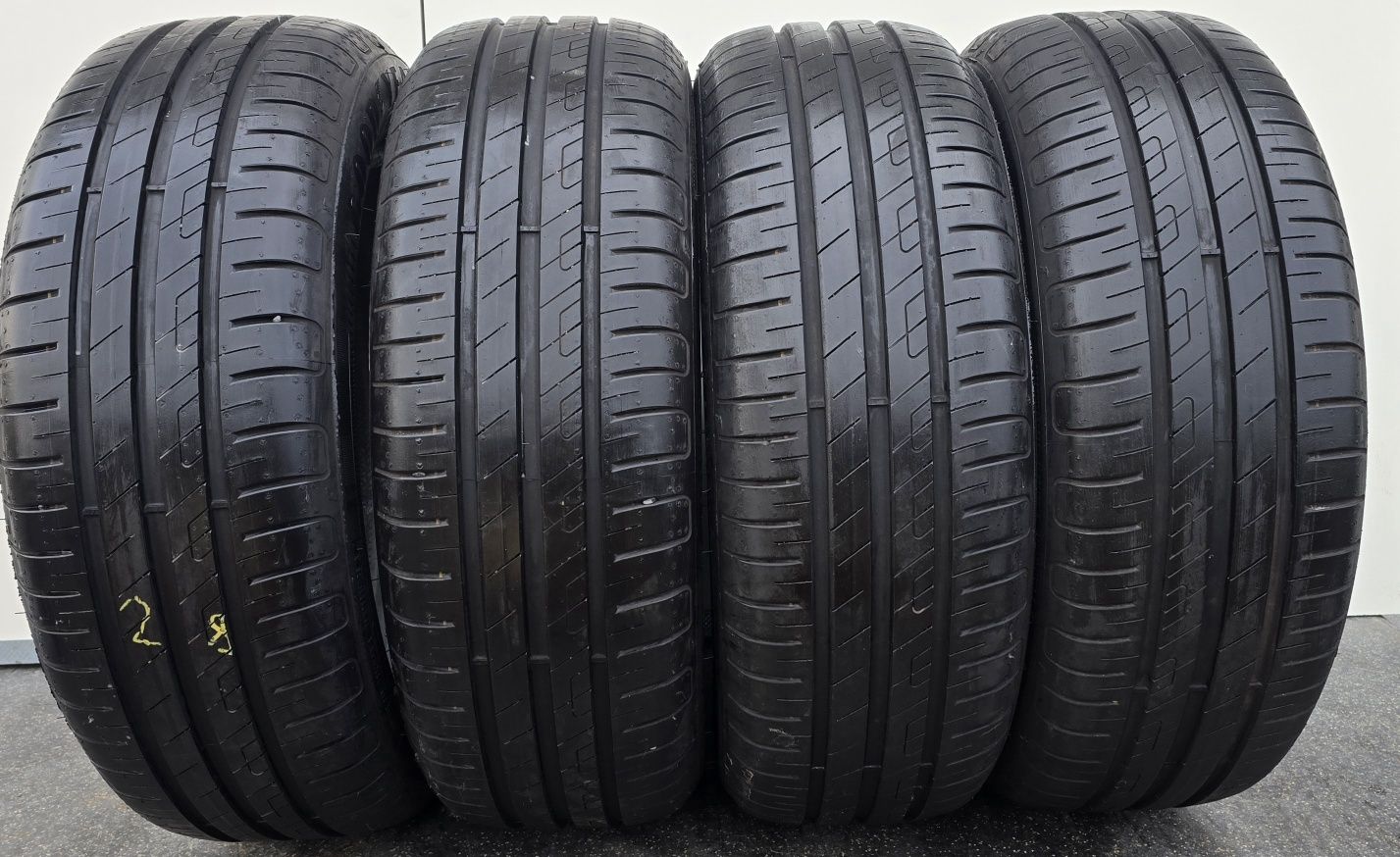 4x 195 55 R16 Goodyear EficentGrip PERFOMANCE