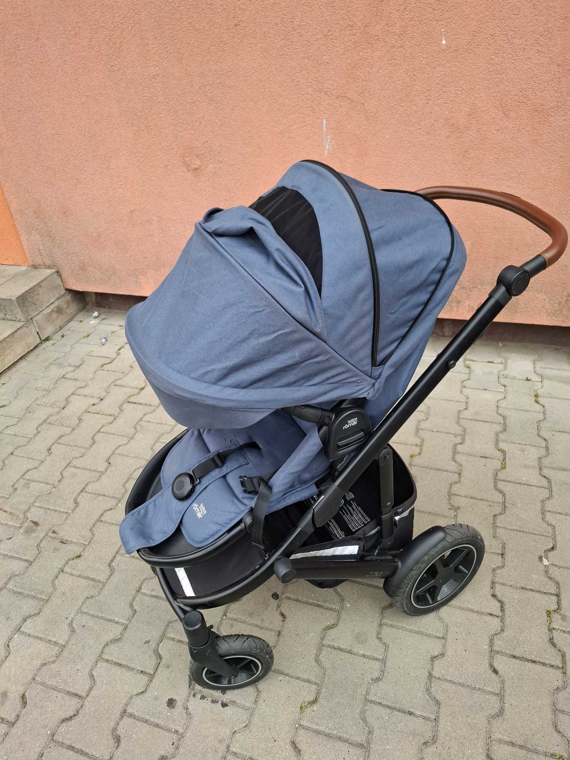 Wózek Britax Romer Smile spacerówka/gondola plus fotelik Baby Safe 3