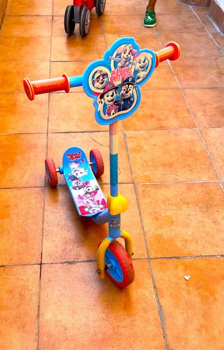 Trotinets brinquedos etc