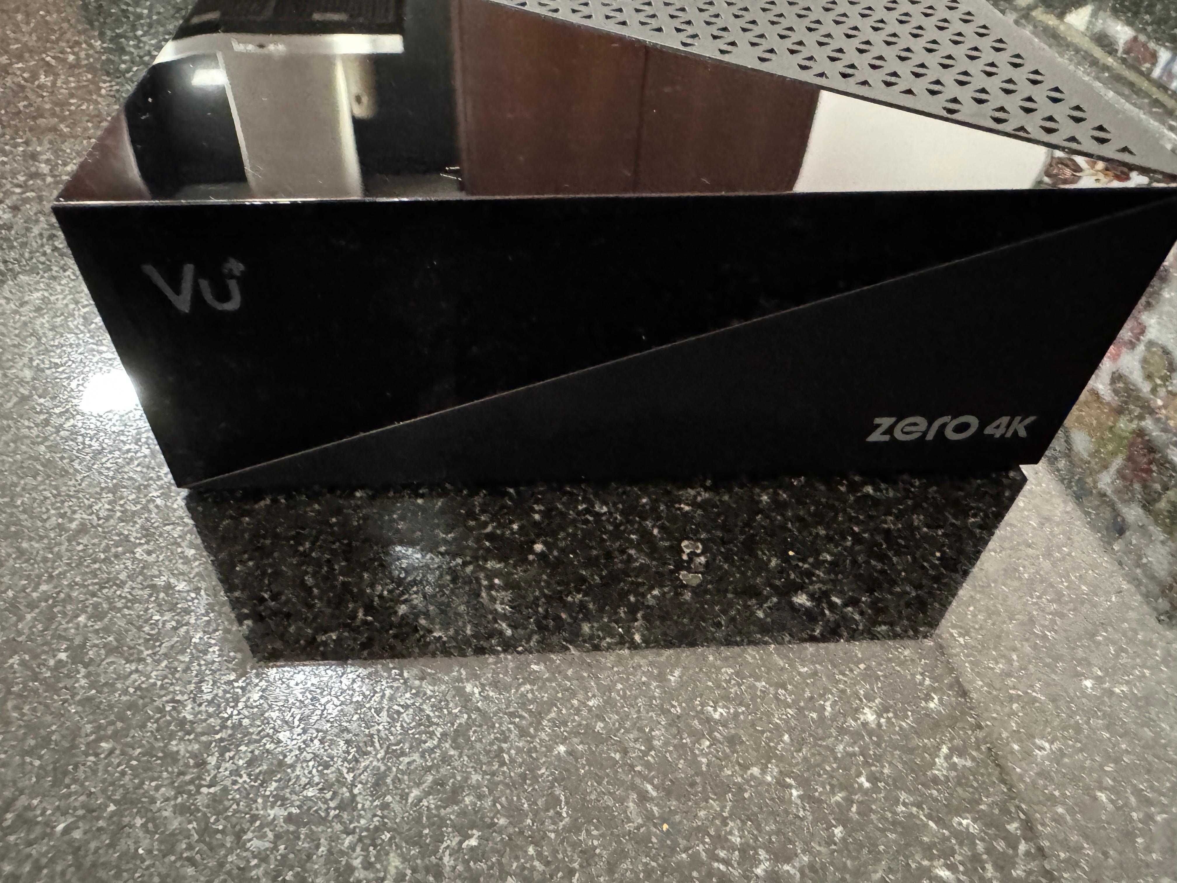 Vu+ Zero 4K DVB-S2 + Sintonizador DVB-T2/C