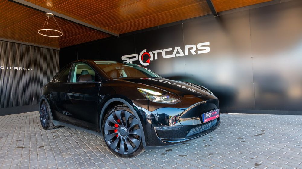 Tesla Model Y Performance Tração Integral