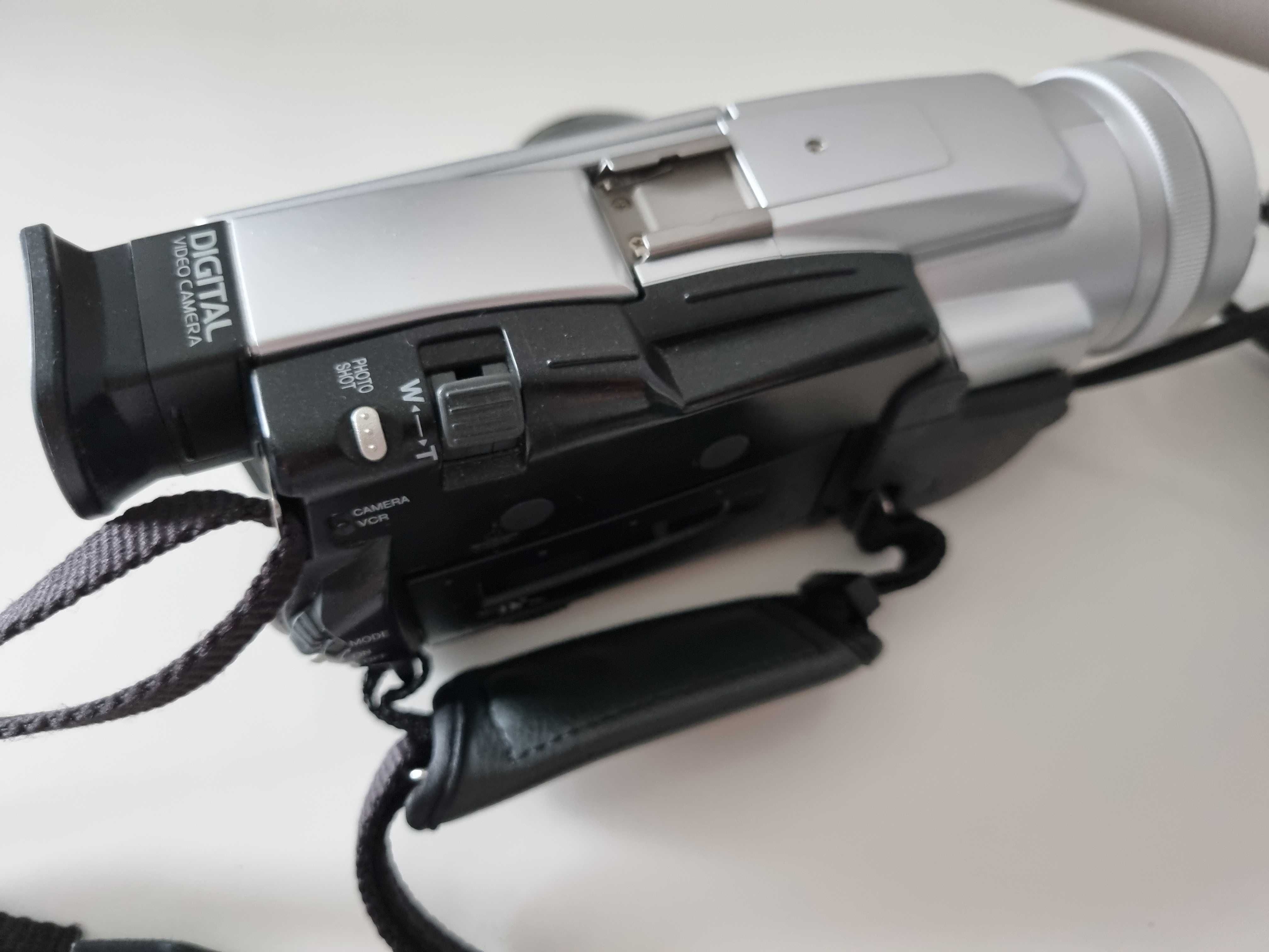 Kamera Panasonic miniDV na części - mini DV Leica Dicomar NV-MX2