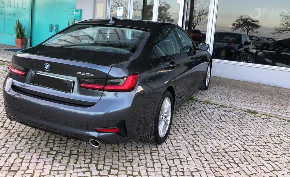 BMW 330e Hibrido plug-in
