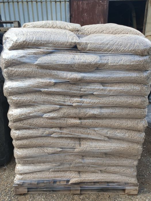 Pellet Olczyk Lava Igła Allaska Karoń Biopel brykiet bukowy  pellet A2