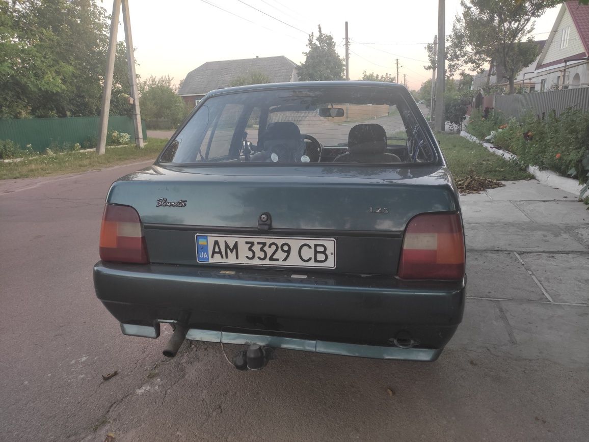 Продам Славуту в гарному стані 2004р.