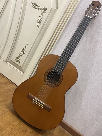 Гітара класична YAMAHA C40