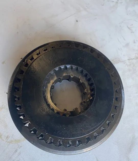 KOMPLETNY ORYGINALNY SYNCHRONIZATOR JOHN DEERE AL213099 L175916 SU25374