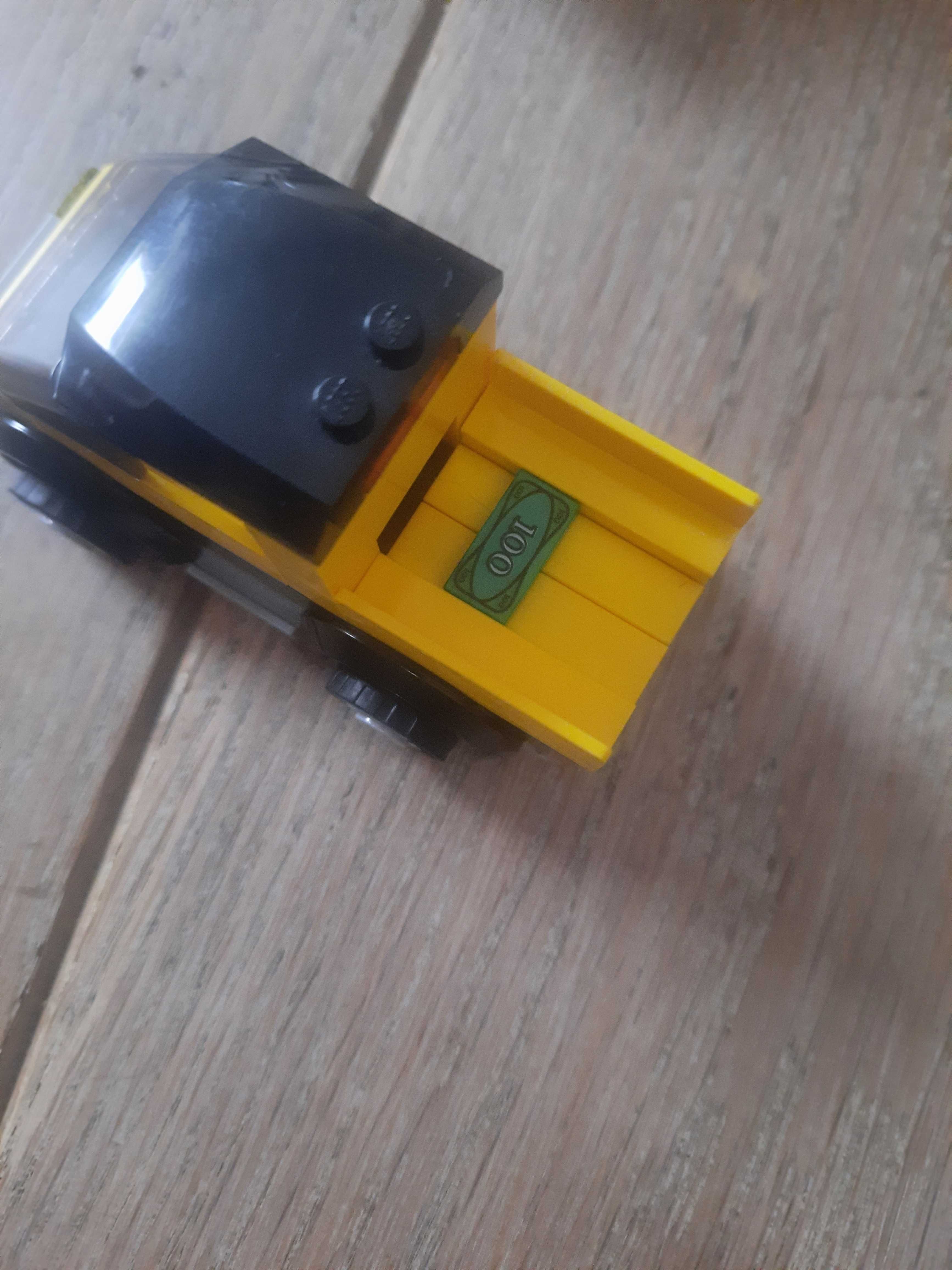 Lego 3658 Helikopter policyjny i auto złodzieja