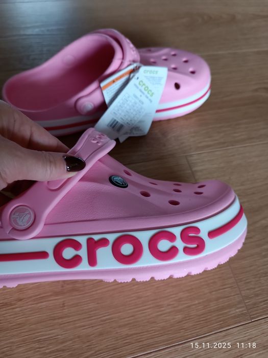 Nowe klapki CROCS pudrowy róż rozm.39