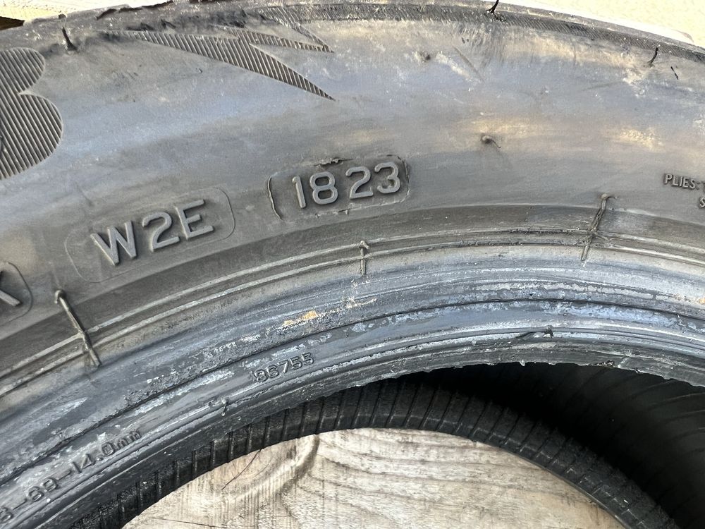 2xopona zimowa BRIDGESTONE w rozmiarze 205/55 R16