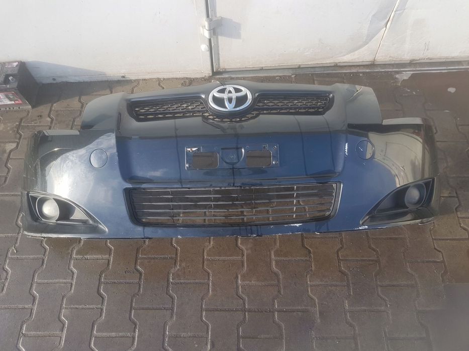 TOYOTA AURIS I 06-09r ZDERZAK PRZÓD PRZEDNI