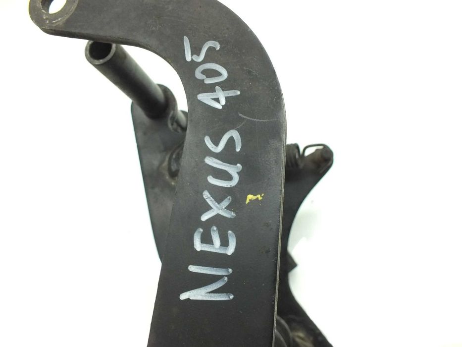 Gilera Nexus 125 wahacz sanki mocowanie silnika