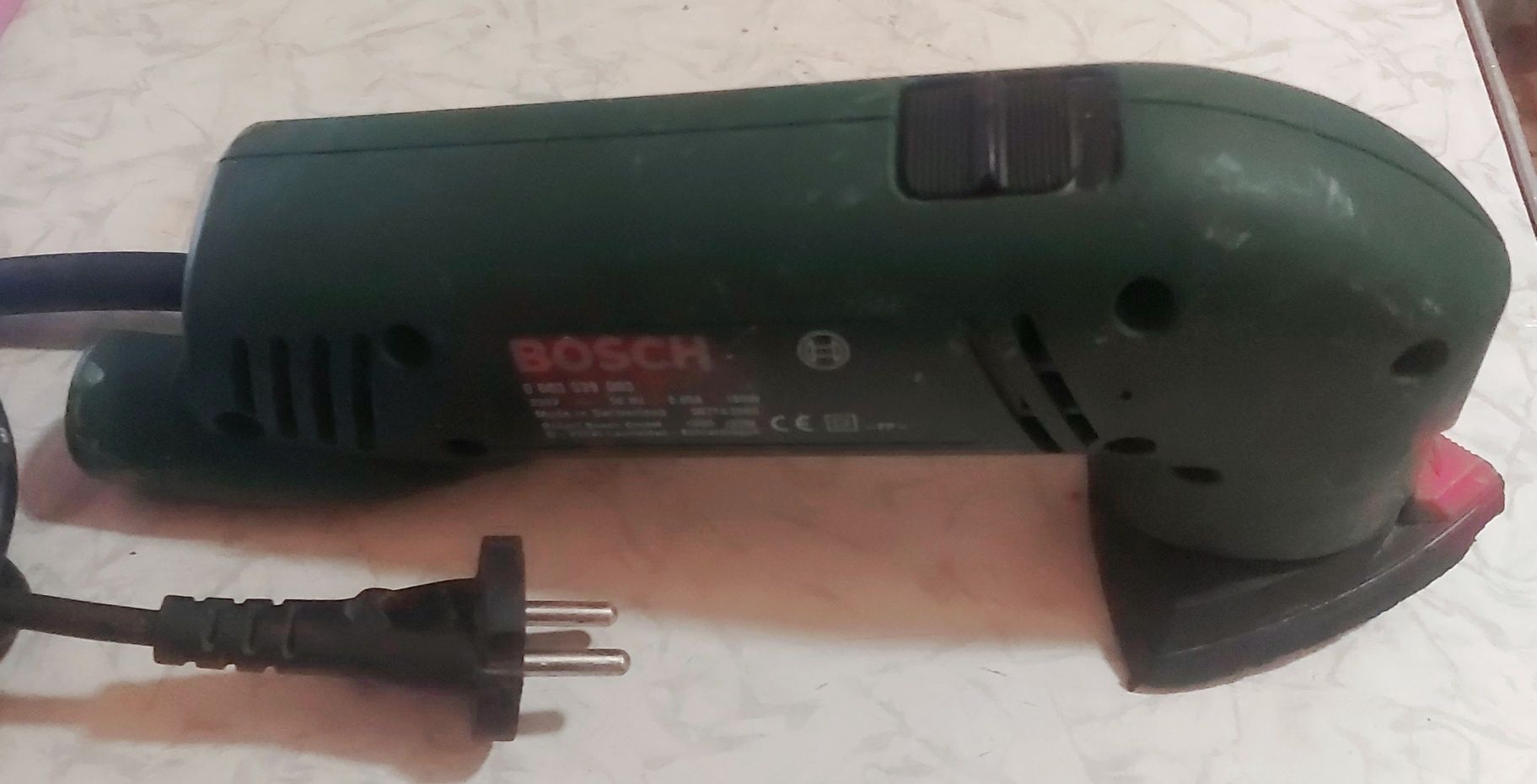 Шлифовальная машина Bosch