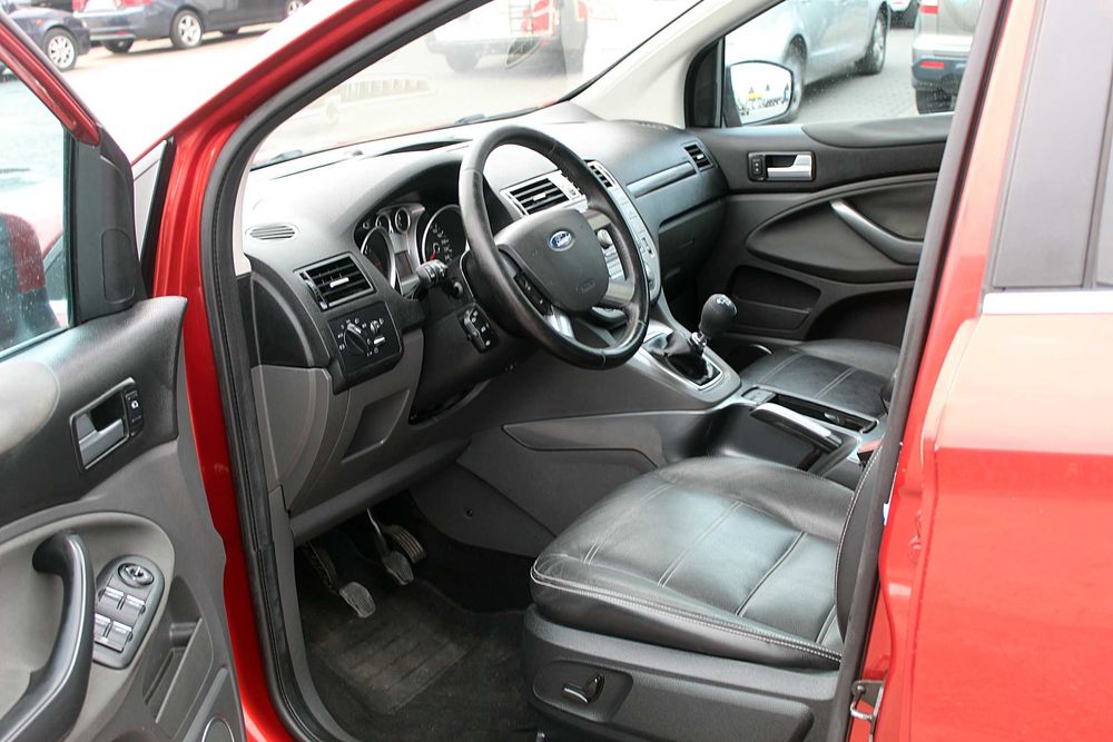 Ford Kuga.Piekne auto w super stanie.Bezwypadkowy.Zarejestrowany