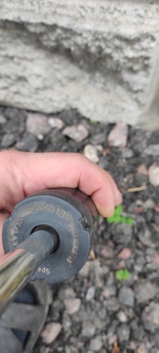 Амортизатор Mercedes W212