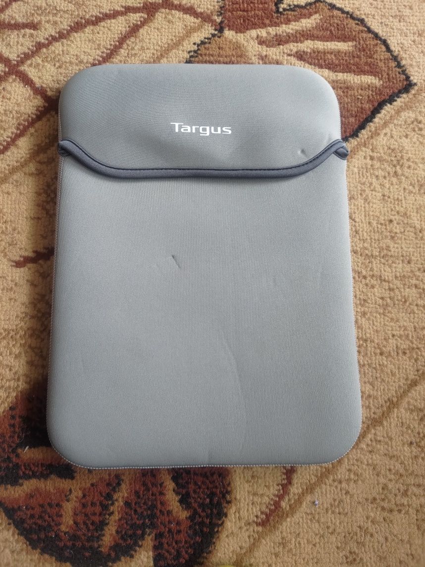 Pokrowiec na tableta, mini laptopa