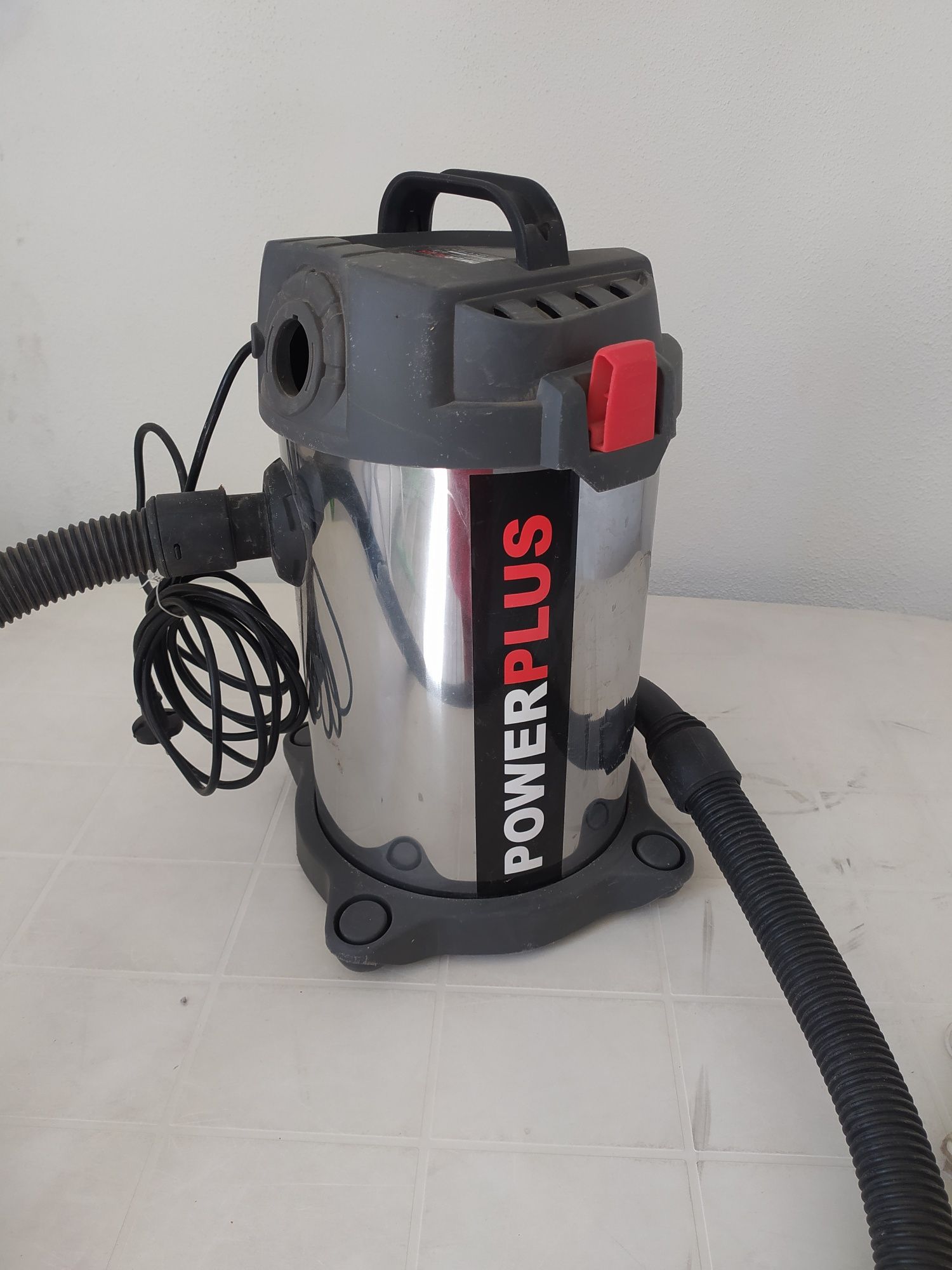 Aspirador com saco Power Plus 15L