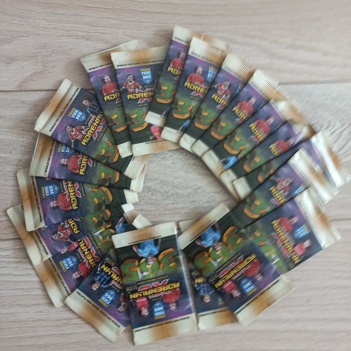 PANINI FIFA 365 Adrenalin 2025 20SZ