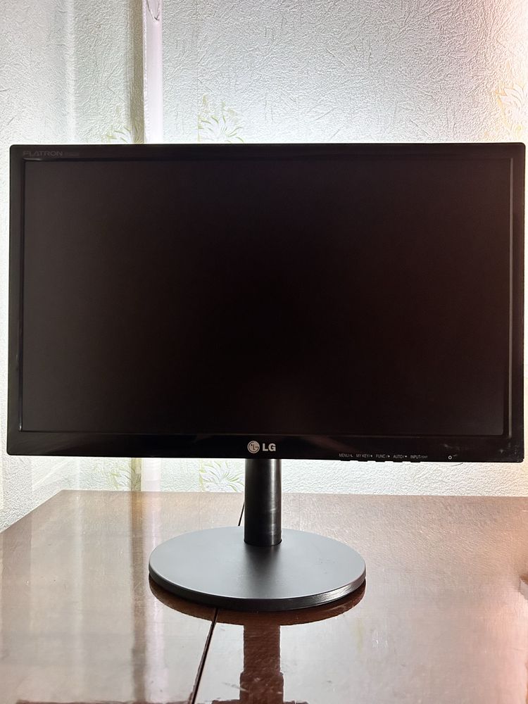 Монітор LG 21.5” Flatron IPS224