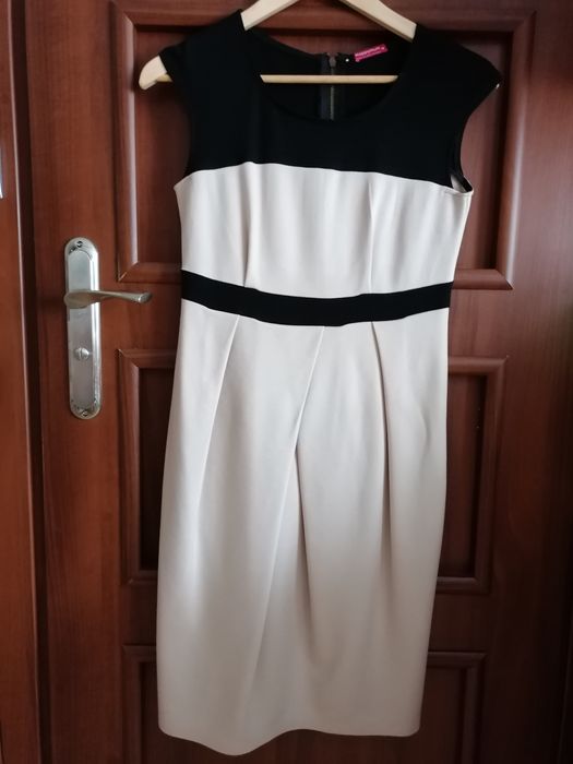 Sukienka ciążowa marki HAPPYMUM