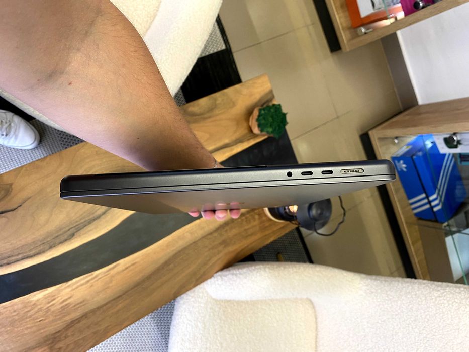 Ноутбук Apple MacBook Pro 16” M3 Max 36GB/1TB Space Black (MRW33)