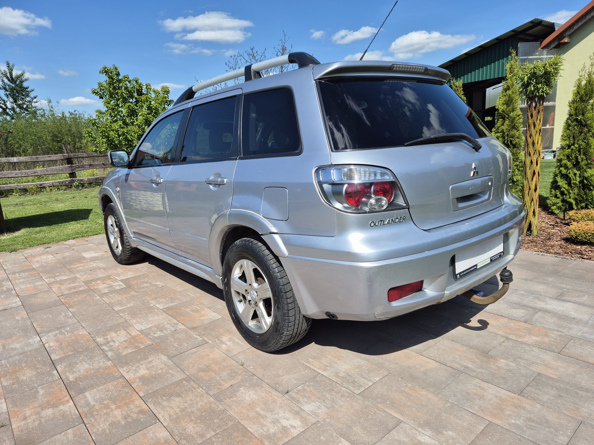 Mitsubishi Outlander 2.4 B+ Gaz. 4x4. Automat. Ładny. Zadbany.