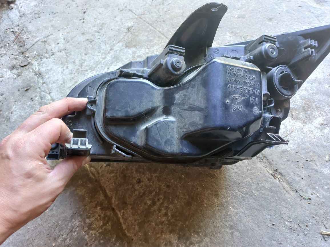 Lampy ford focus