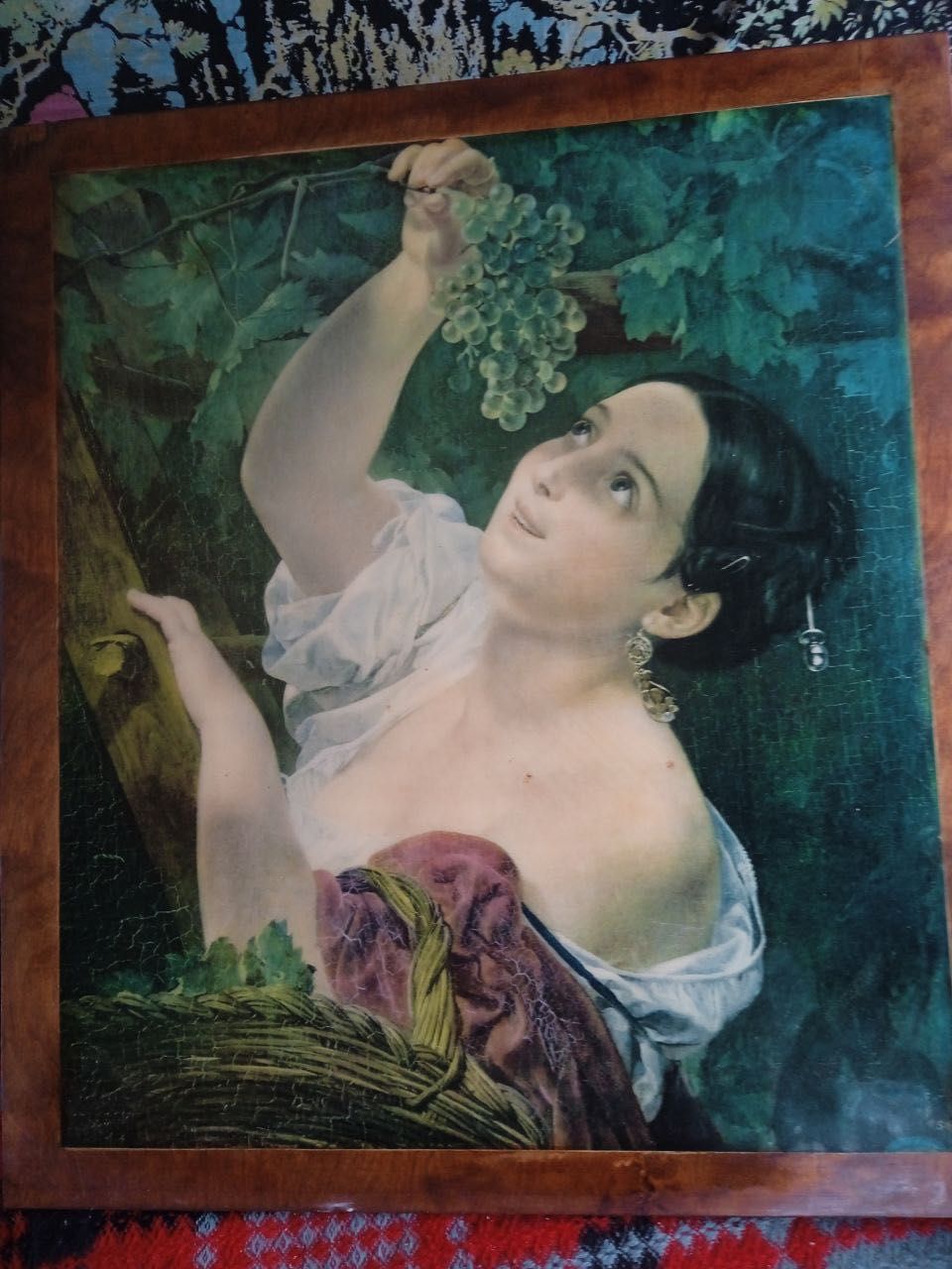 Картина «Дівчина з виноградом»