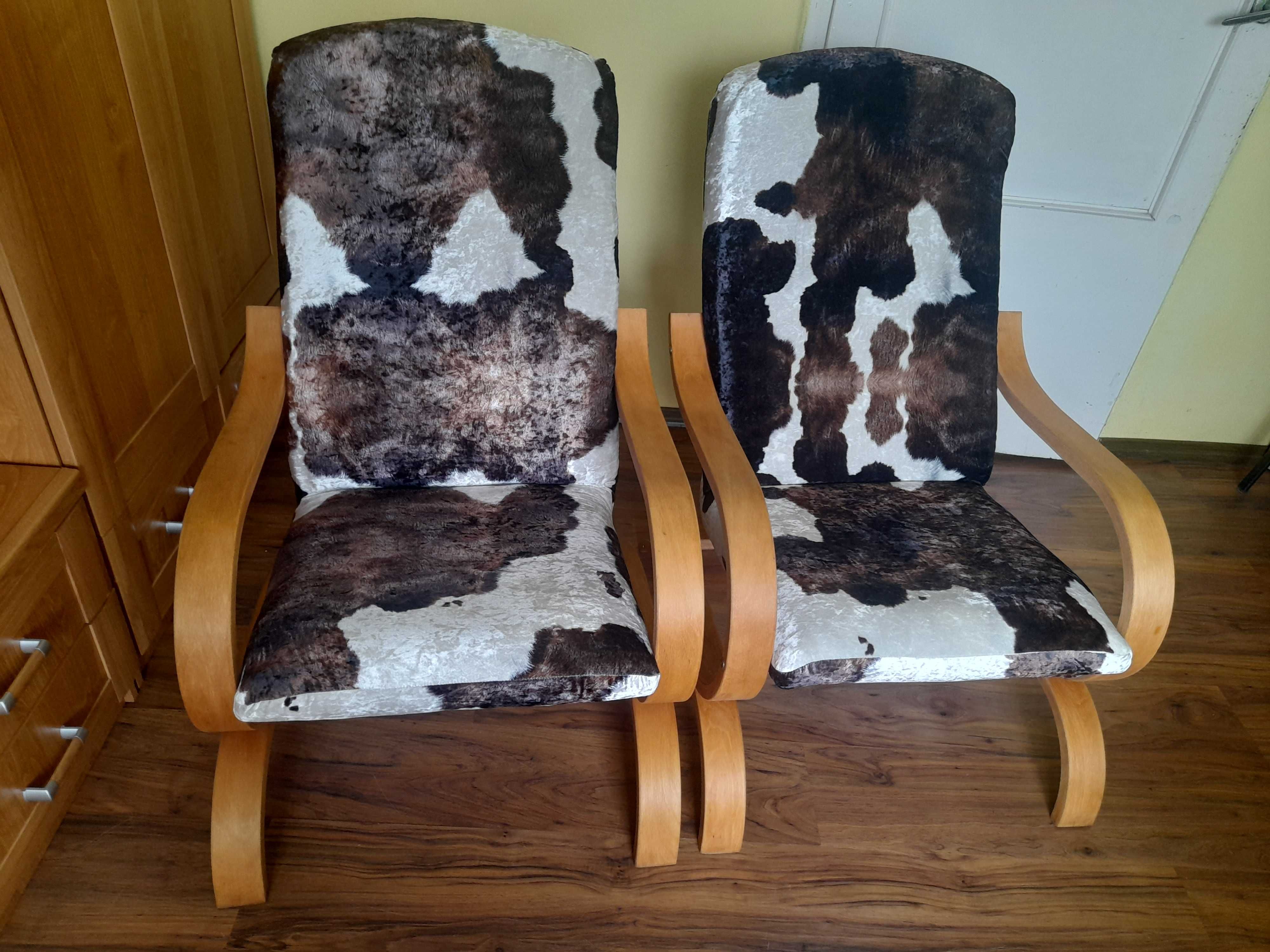 2 Fotele typu Finka tkanina krówka HIT