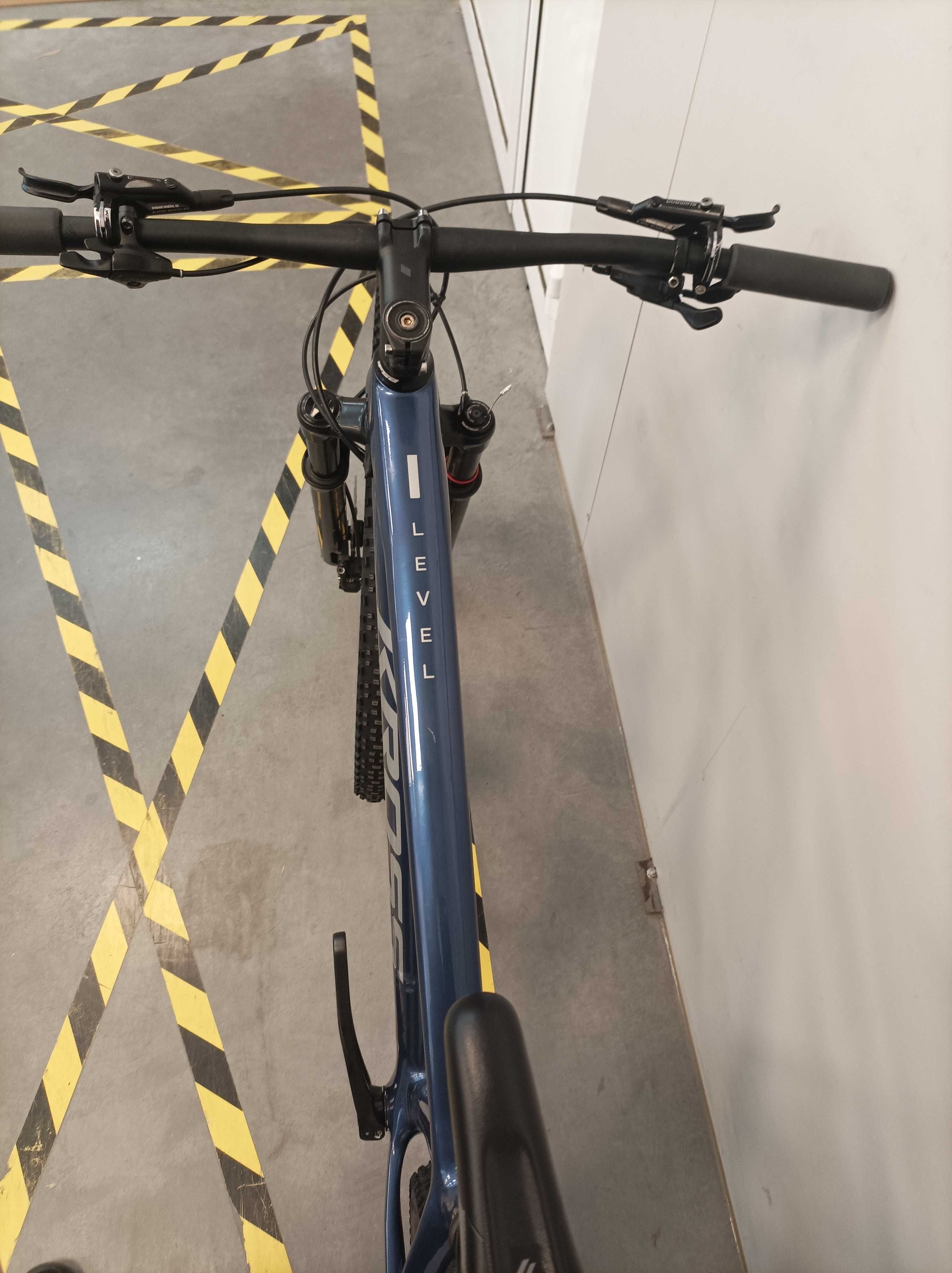 Rower górski MTB XC Kross Level 11.0 OUTLET