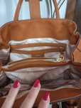 Mala GUESS camel