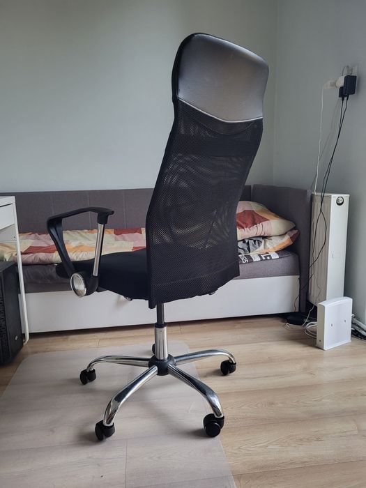 Fotel biurowy/obrotowy/ergonomiczny