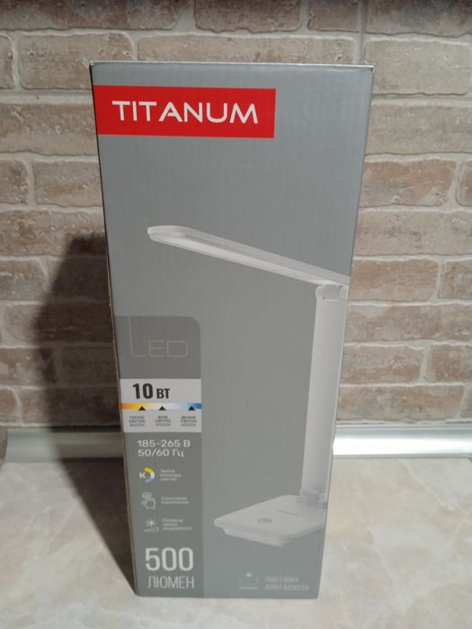 Настільна Led лампа Titanium
