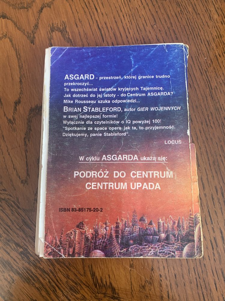 Książka: Najeźdźcy z centrum