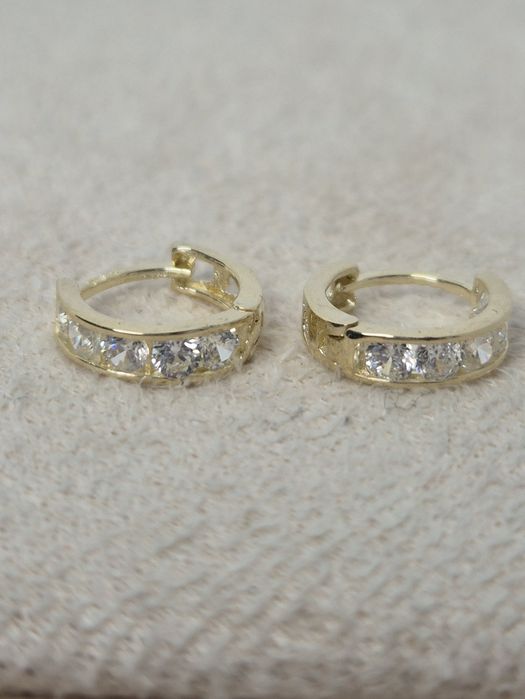 Nowe złote kolczyki wiszące mini kółka koła z białą cyrkonią p. 585