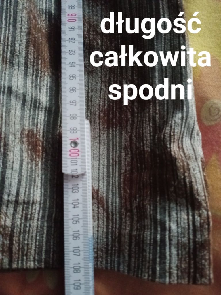 Nowy garnitur, komplet damski - spodnie dzwony