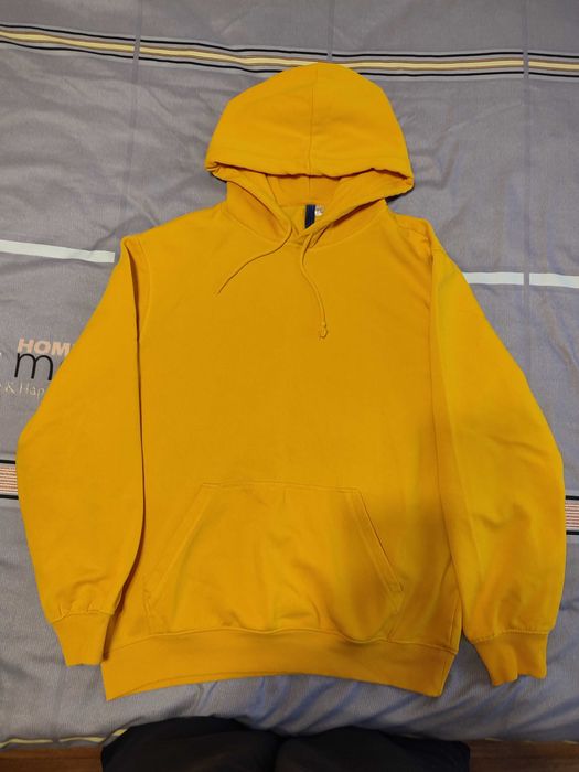 Худі чоловічий жовтий H&M,  чорний Stedman.