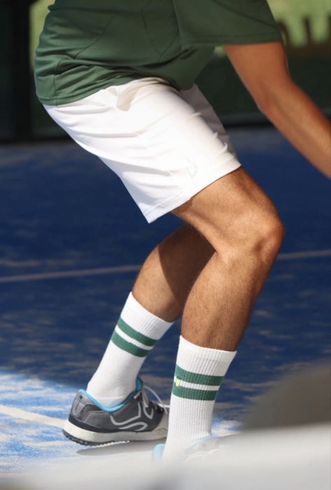 Calcoes brancos desporto