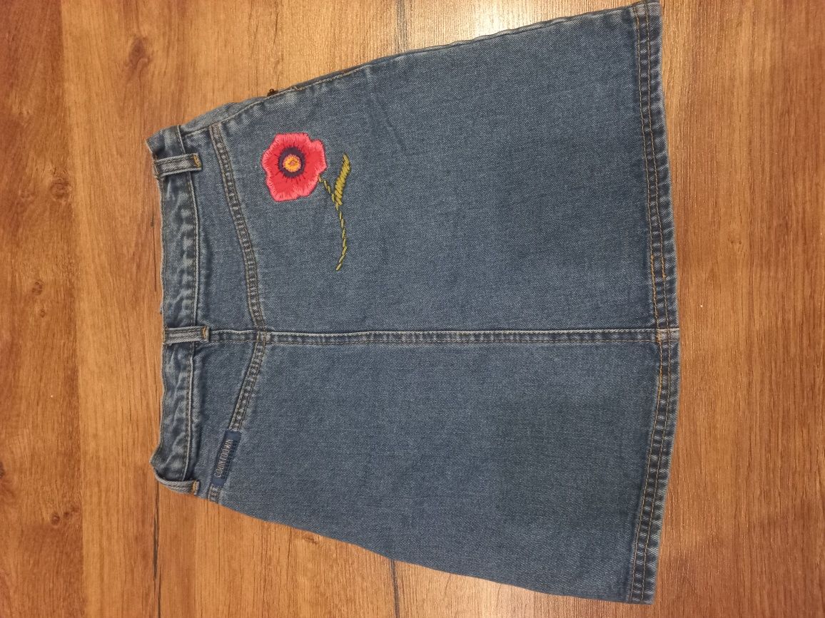 Spódnica jeansowa dżins z haftowanymi kwiatami r.128