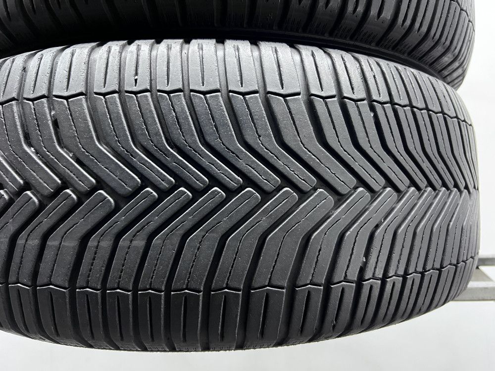 2шт всесезонні 215/55/R17 2022р Michelin Cross Climate Plus