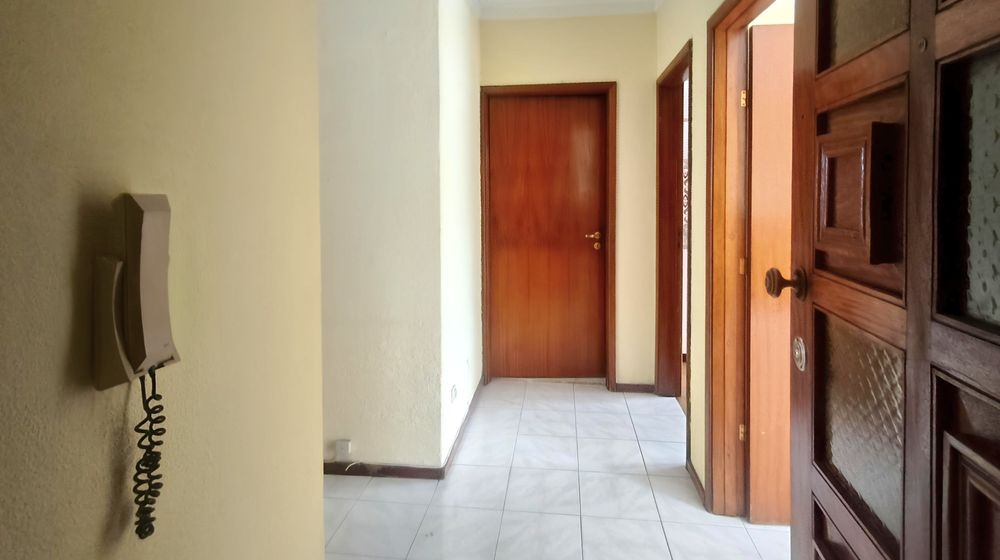 T2 em Avintes, a 200m do nó da A20