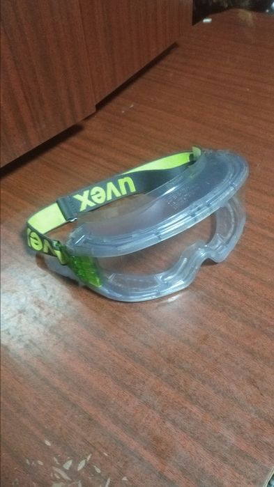 Очьки захисні різного типу