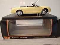 Samochód Kolekcjonerski Thunderbird Show Car Maisto 1:18