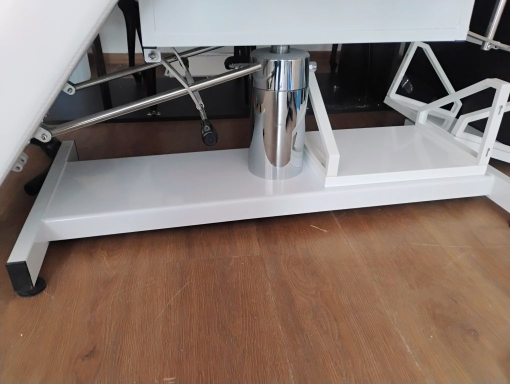 Łóżko kosmetyczne hydrauliczne