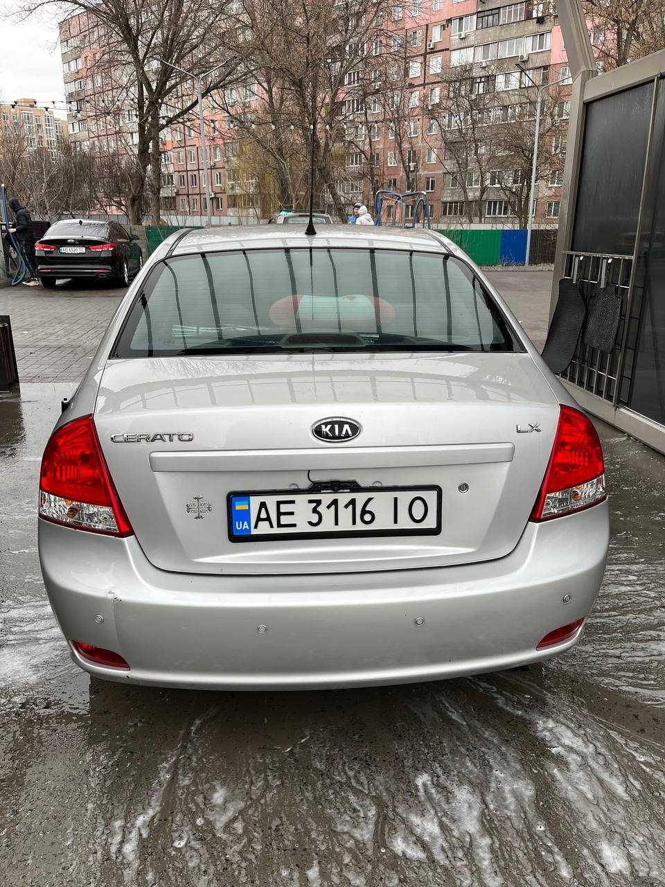 Продам свою Kia Cerato