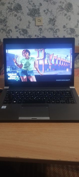 Потужний ігровий ноутбук TOSHIBA Intel core I7 DDR4 16 GB,SSD M2 256GB