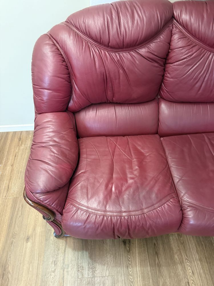 Sofa pele bordo 3 lugares + 2 individual