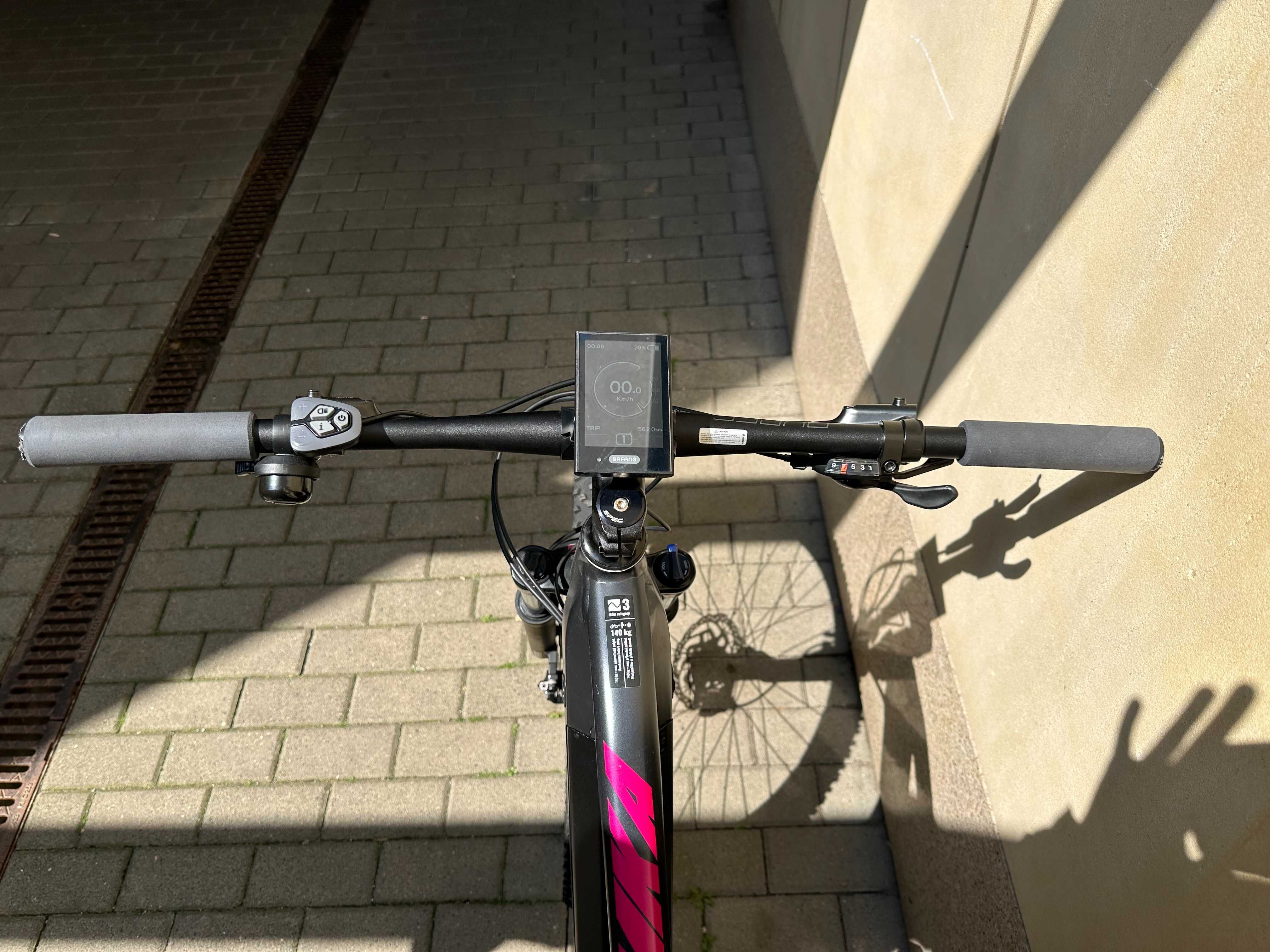 Damski Rower MTB Elektryczny Apache Yamka MX3 2021 – Prawie nówka